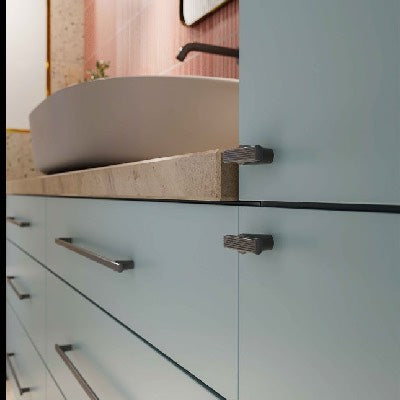 Cabinet-T-Bar-Ray-Lines-Handle-Black