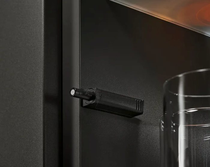 Blum 956.1201B Tip-On In-Line Adapter Plate Black Short Version