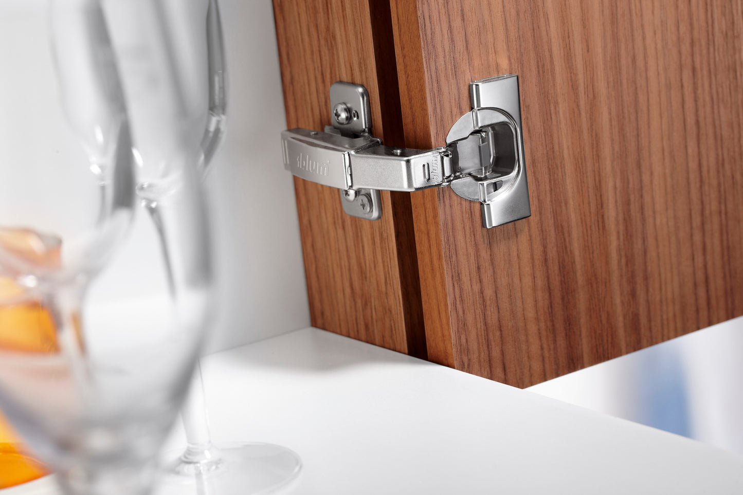 Blum 79B9550 Blumotion 95° Inset Blind Corner Hinge
