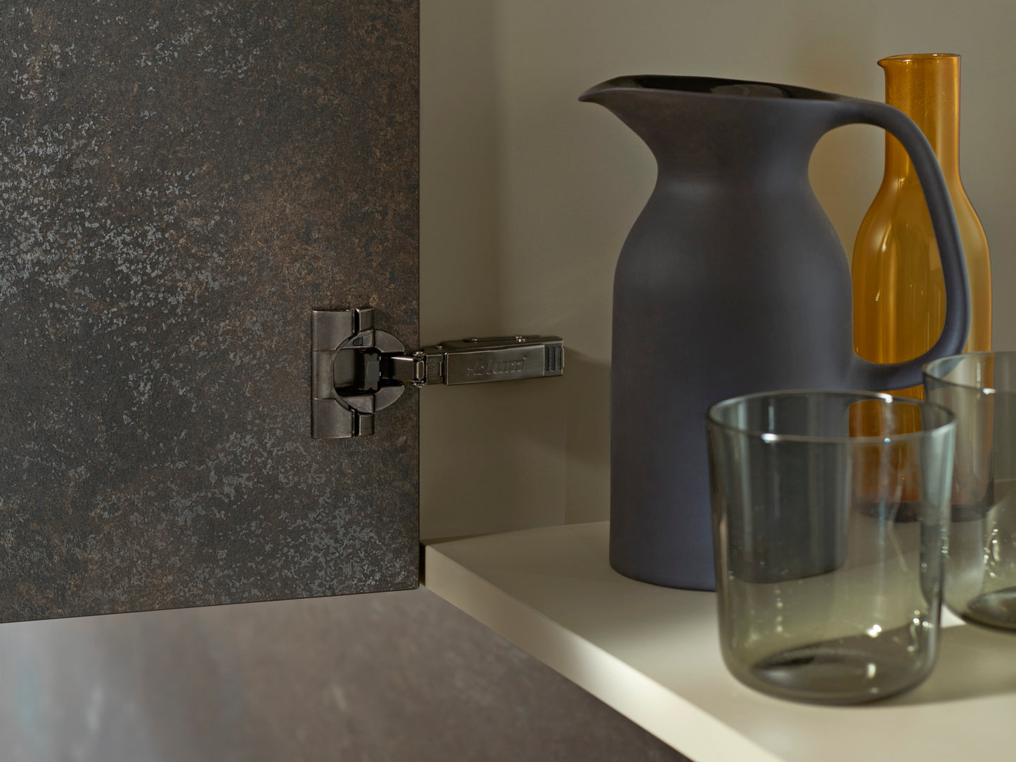 Blum 71B9590 OB INSERTA Soft Close 95° Onyx Black Thick Door Overlay Profile Hinge
