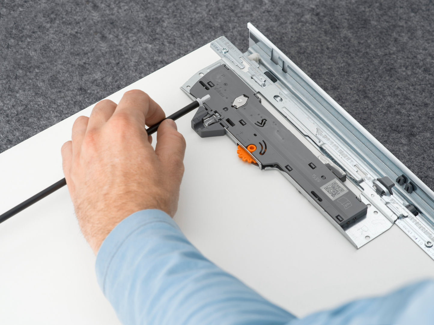 Blum Blumotion Tip-On and Latch Set for TANDEMBOX ANTARO Drawers
