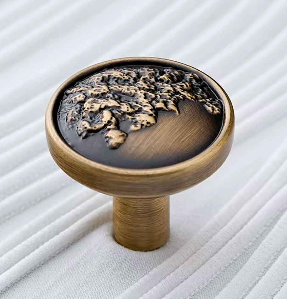 Cabinet Knob Flat Magma Engraved Collection