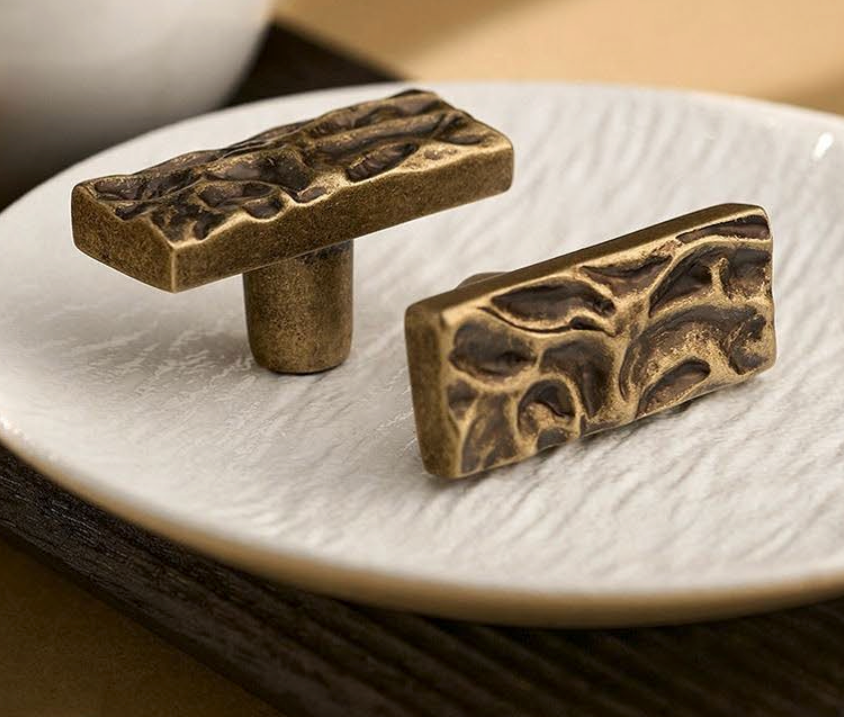 Cabinet Knob Sculpted Organic Collection