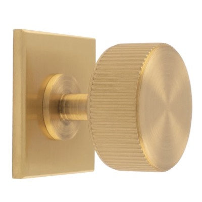 Carlisle-Brass-Harmonise-Lines-Radio-Cupboard-Knob-on-Backplate-Satin-Brass-FTD713SB40SB