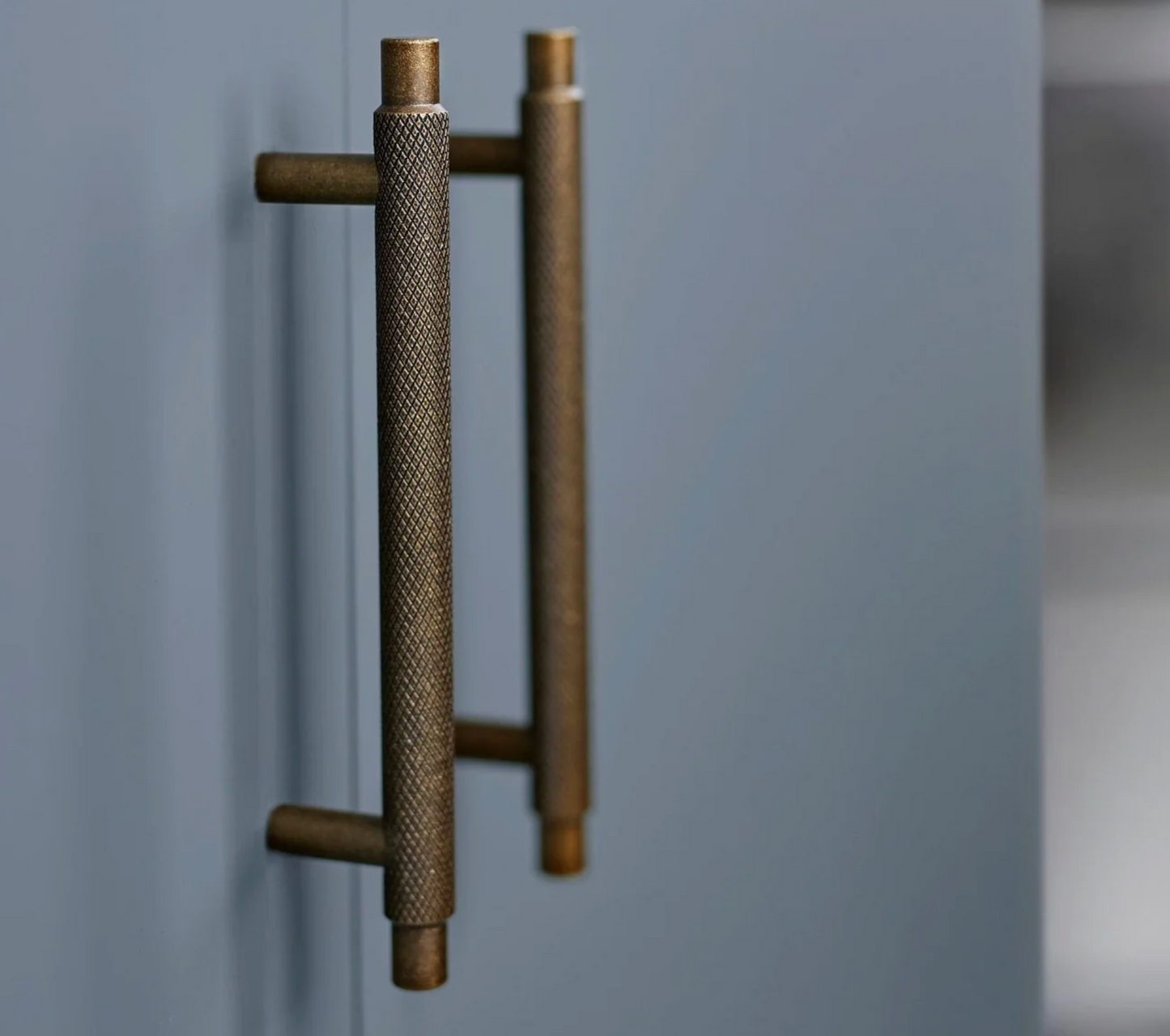 Furnipart Manor Knurled Pull Handle Antique Brass