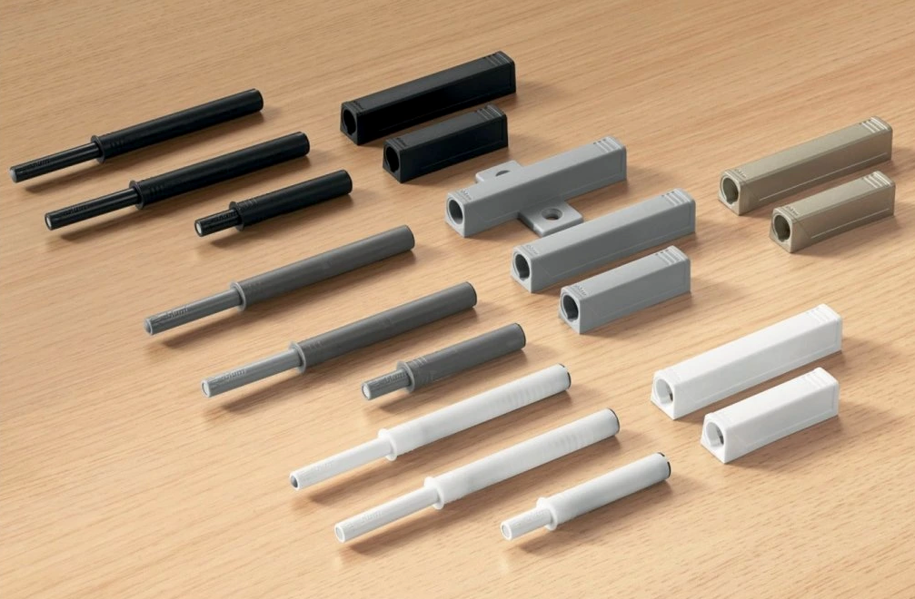 Blum 956.1201B Tip-On In-Line Adapter Plate Black Short Version