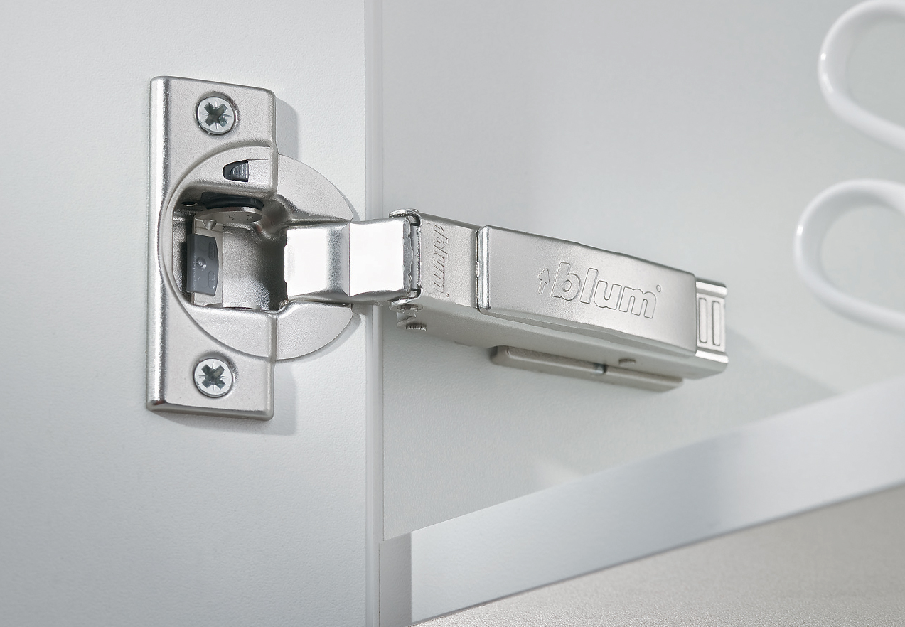 Blum 71B9550 Soft Close 95° Thick Door Full Overlay Profile Hinge-Box 250