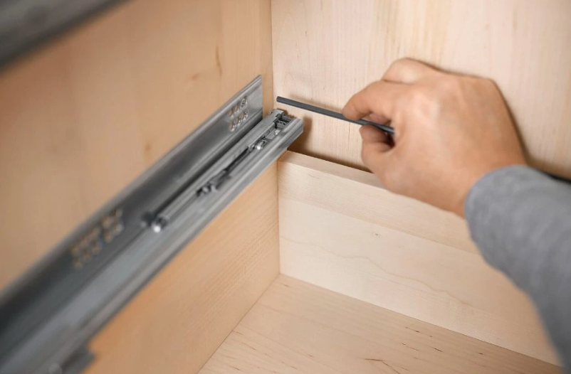 Blum T57.1140 TIP-ON Synchronisation Linkage for Tandem Runners