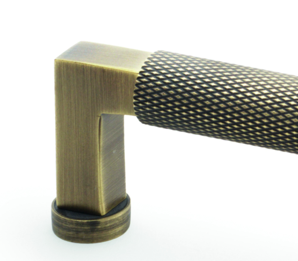 Carlisle Brass Camille Knurled Cabinet Handle Antique Brass