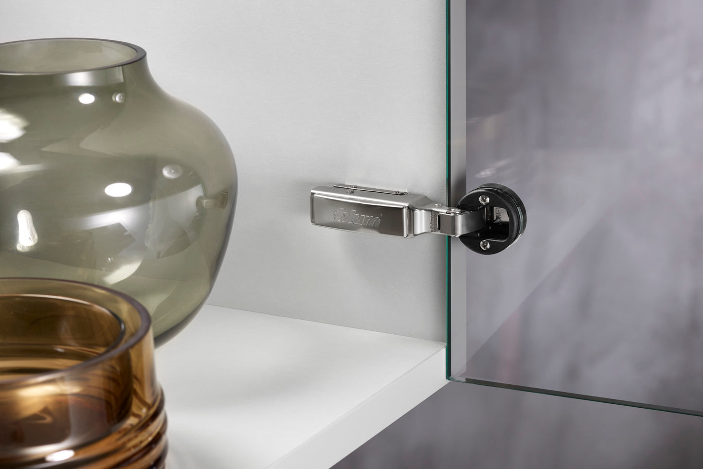 Blum 75T4100 Sprung 94° Full Overlay Glass Door Cabinet Hinge