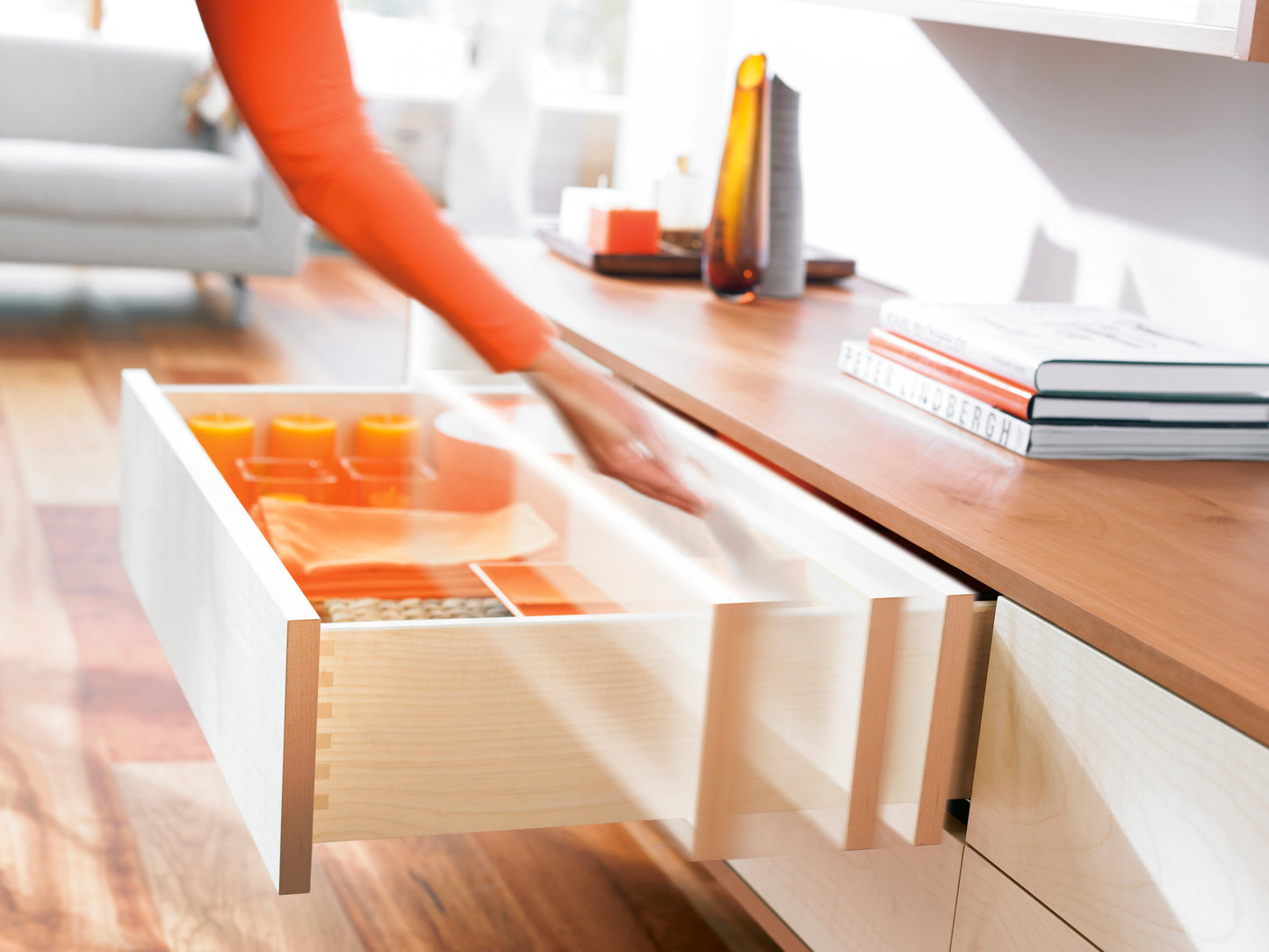 Blum TANDEM Full Extension Push To Open 30 kg Drawer Runners